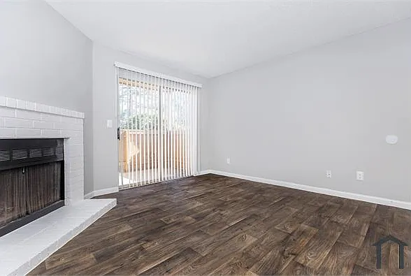925 Northwood Dr — Photo 6