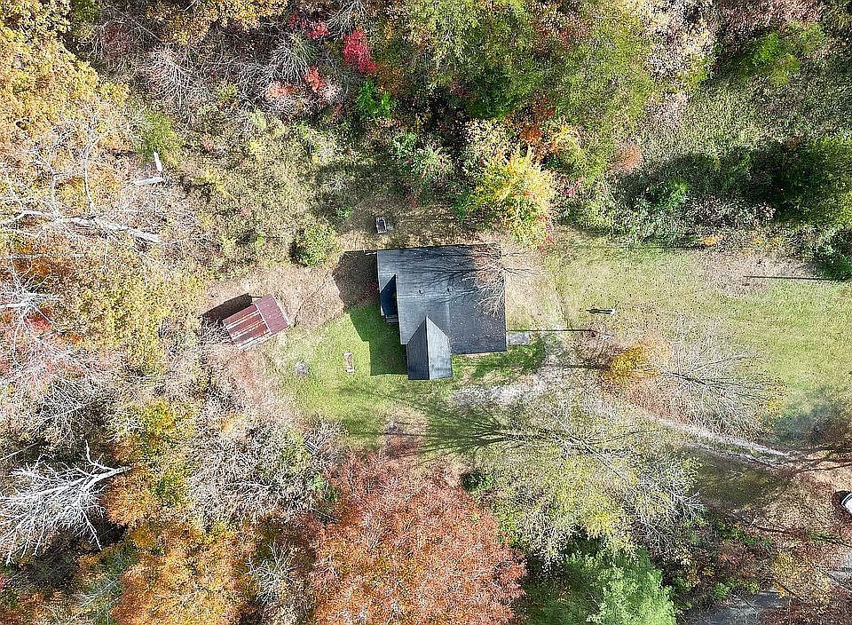 2nd image of 89 Weeping Willow Rd