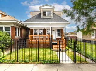 5611 S Fairfield Ave, Chicago, IL
