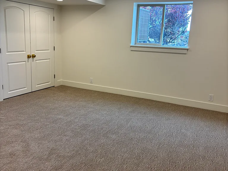 10121 N 6960 W — Photo 18