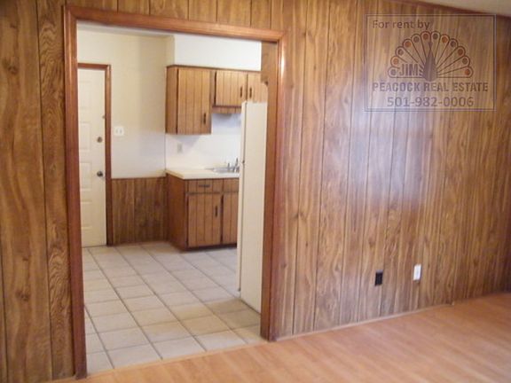 4th image of 410 Cherrie Ave APT B