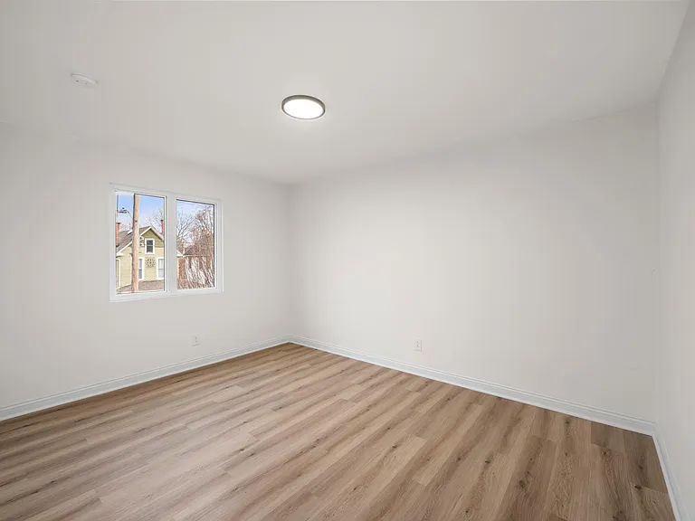 613 S Champion Ave #F — Photo 14