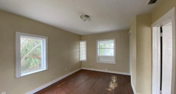 2nd image of 7 Phoenix Ave