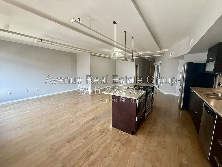 915 Olive St #1104 — Photo 4