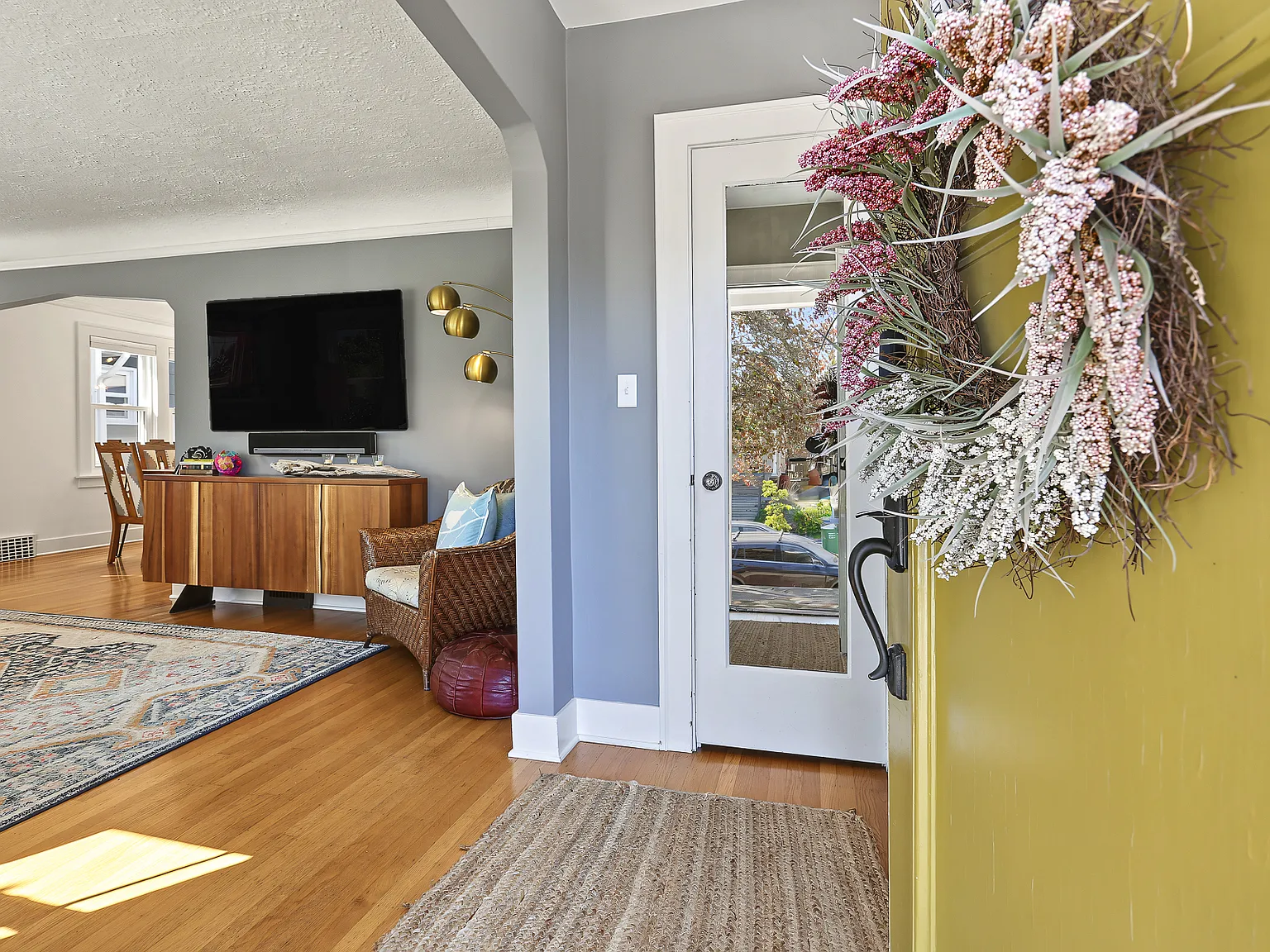 5 bed, 2730 sqft, $7,000 — Photo 3