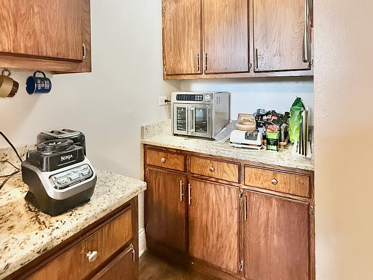 314 N Maple Ave #3N — Photo 19