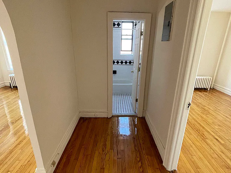 36 Hamilton Ave #2J — Photo 8