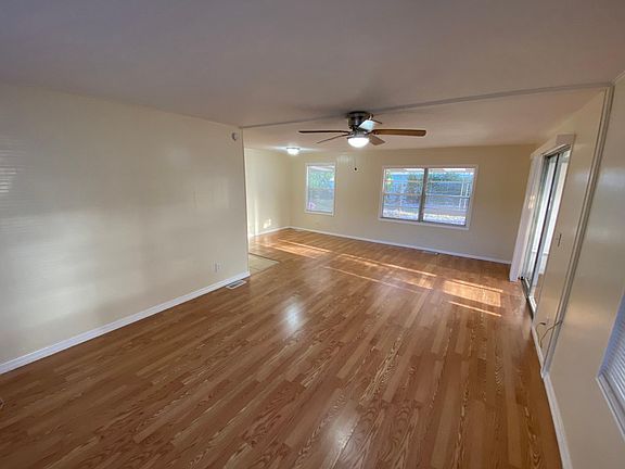 4th image of 5224 Yellow Pine St N