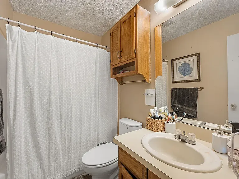 128 Hillside Dr #A — Photo 14