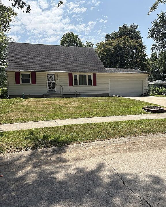 1st image of 8324 Park State Dr