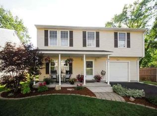 91 Worcester Ave, Riverside, RI 02915