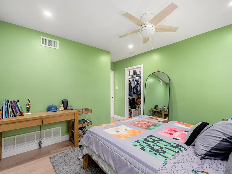 16229 Janine Dr — Photo 25