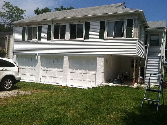 3 BR apt C and garage