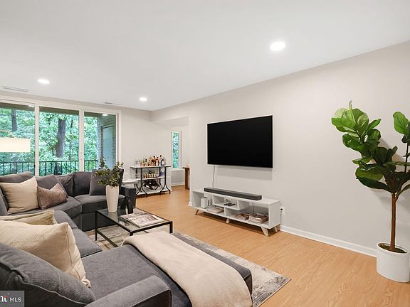 3rd image of 5041 7th Rd S APT 102