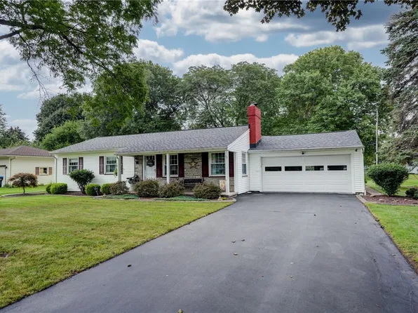 37 Westhaven Dr, Rochester, NY 14624