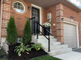 137 Courtney Cres, Barrie, ON L4N 5S9