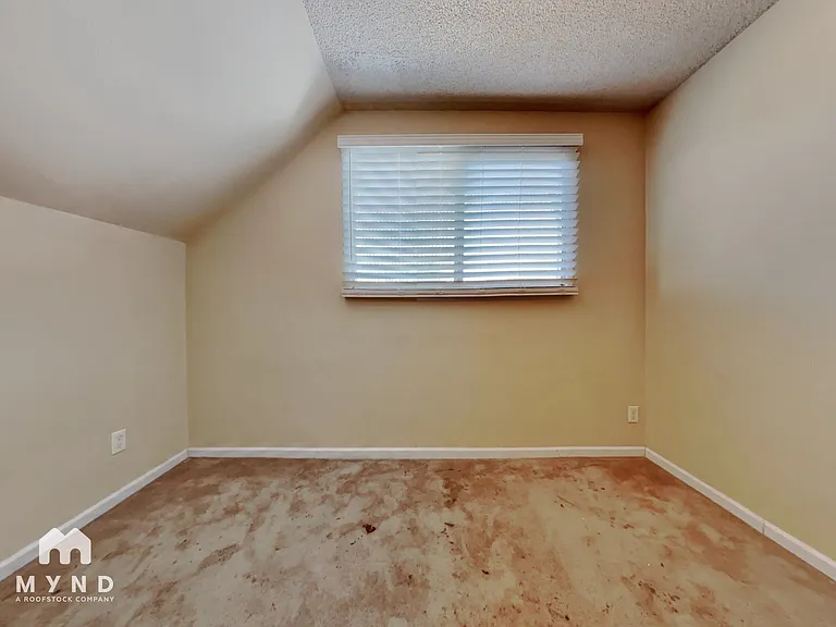 8426 E Keim Dr — Photo 15