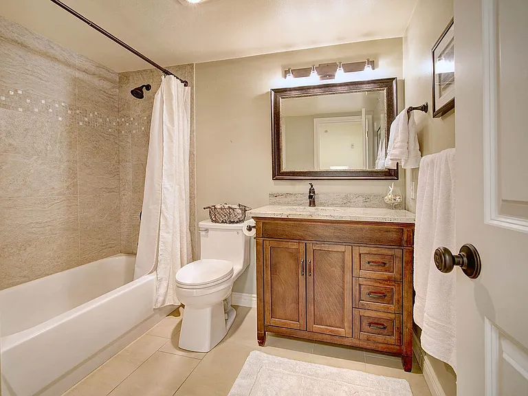 18501 SE Newport Way #J238 — Photo 23