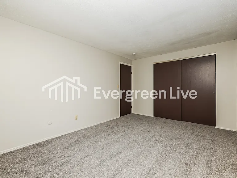8787 Mardi Gras Dr — Photo 11