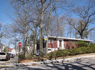 26 Charlotte St, Worcester, MA 01610