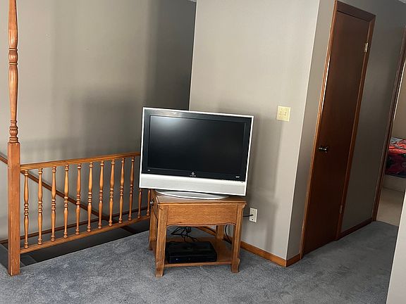 4th image of 7532 Joel Pl