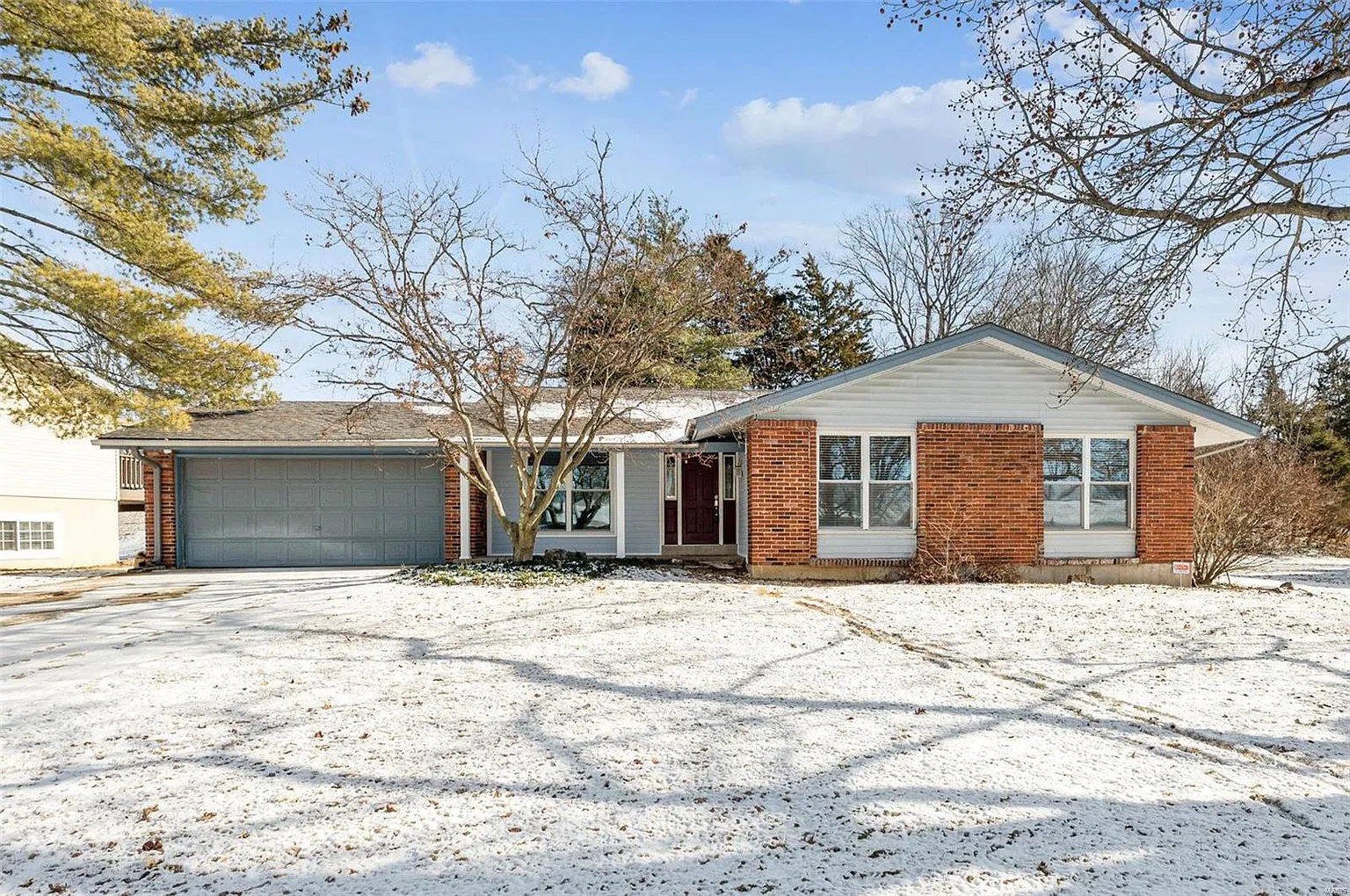 416 Auber Dr photo 1