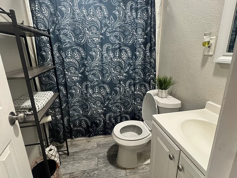 804 Skylark Dr — Photo 7