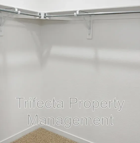 632 Thoroughbred Ln — Photo 17
