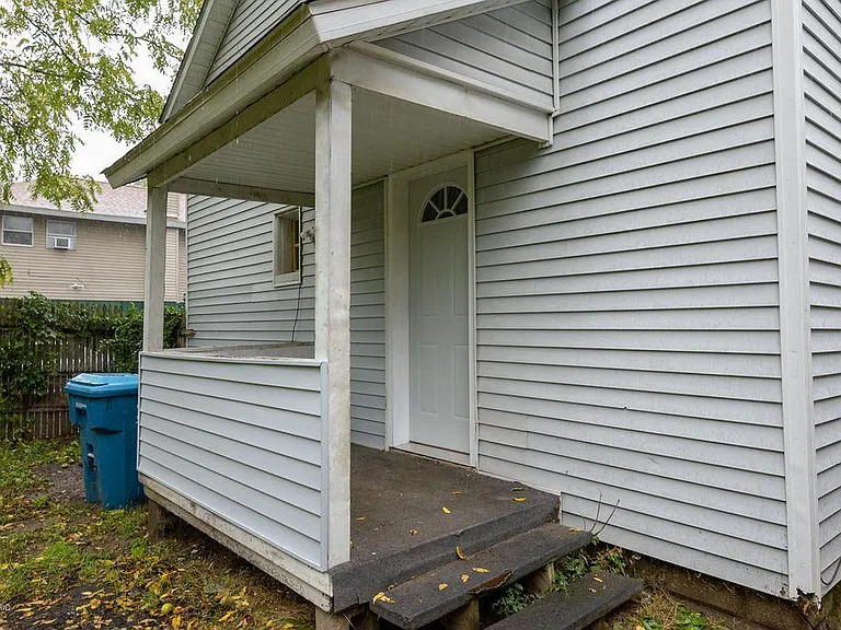 135 Burr Oak St — Photo 7