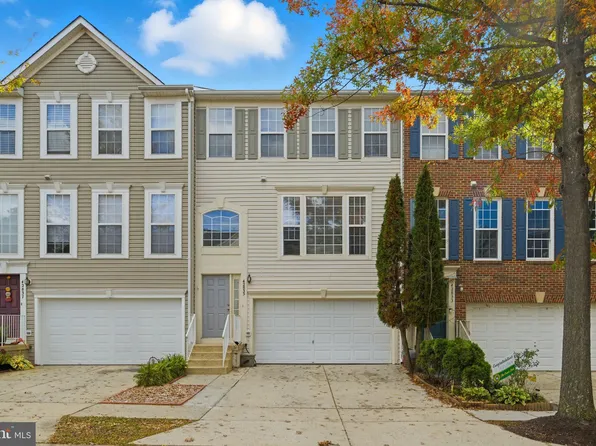 42835 Shaler St, Chantilly, VA 20152