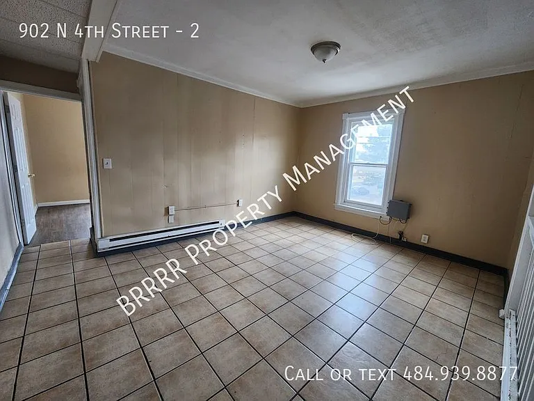 902 N 4th St #2 — Photo 16