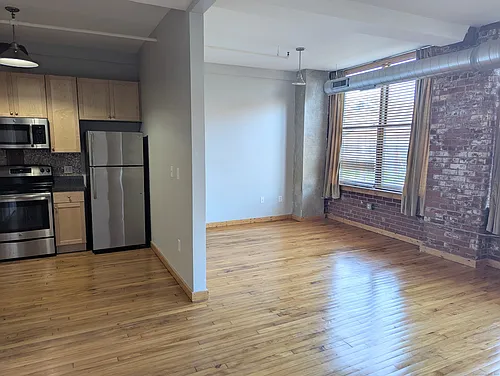 325 Lafayette St Photo 1