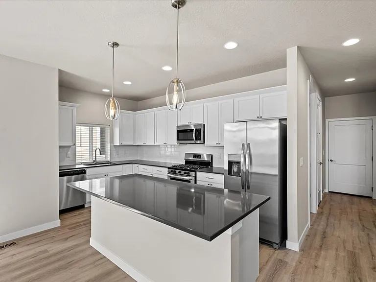 5209 E Hope Ave — Photo 12
