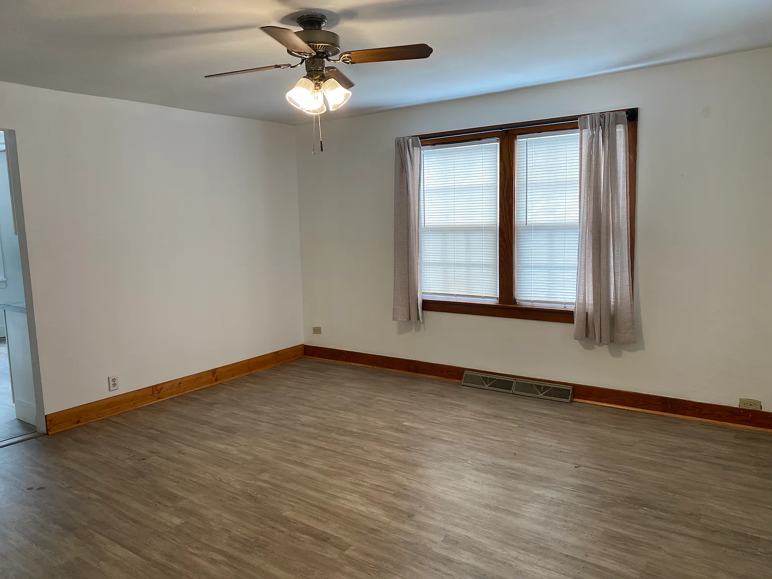 2 bed, 924 sqft, $1,395 — Photo 4