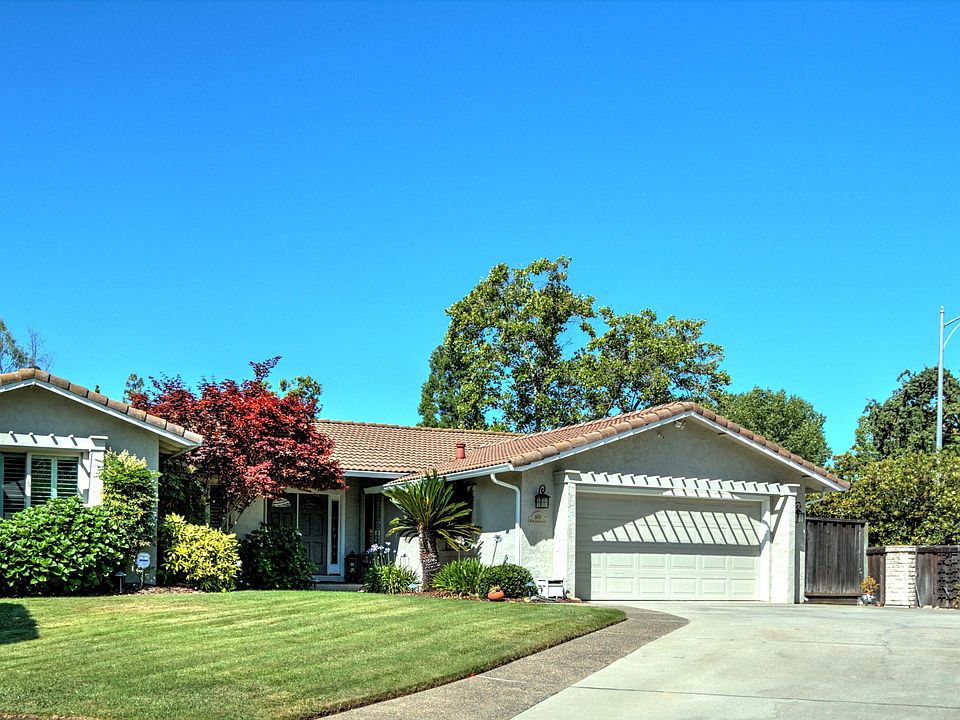 1st image of 1458 Kew Gardens Ct