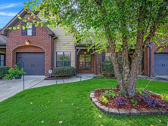 3rd image of 5214 Sterling Glen Dr