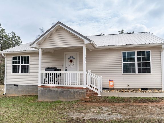 3rd image of 1583 Old Pacolet Rd