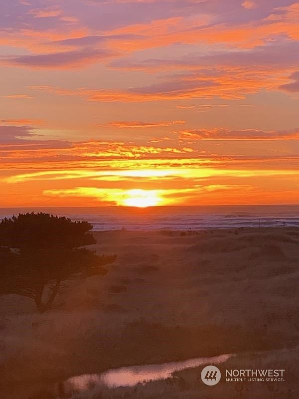 304 14th Street NW UNIT 304, Long Beach, WA 98631 Zillow