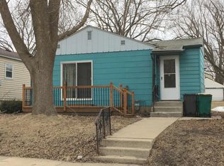 1327 Margaretha Ave, Albert Lea, MN 56007