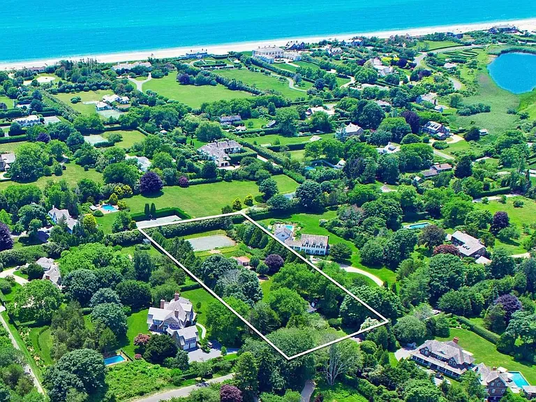 33 Apaquogue Rd — Photo 1