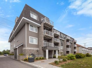 150 Whispering Winds Way, Ottawa, ON K1W 0L3