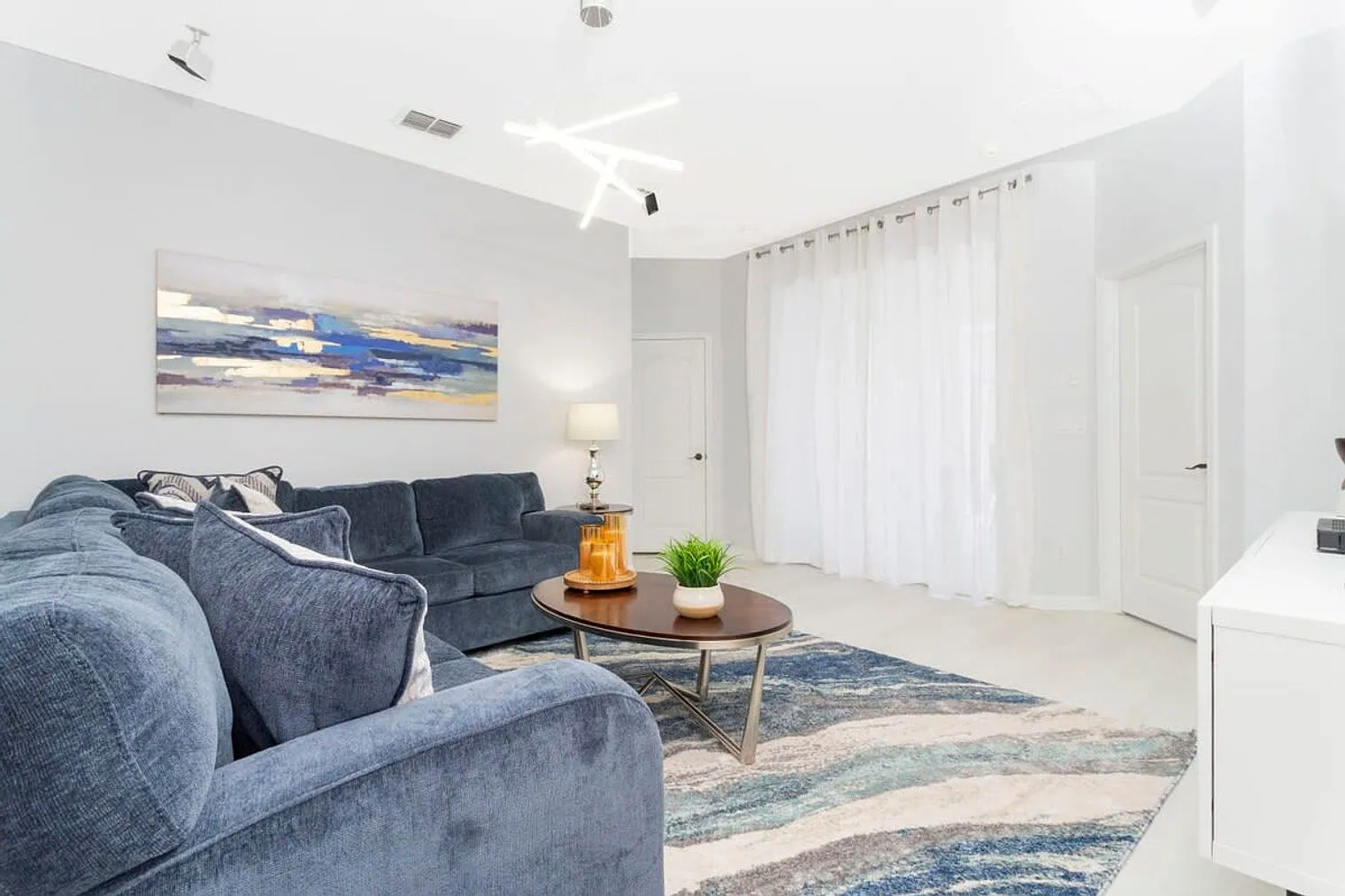 4 bed, 3.0 bath, 2421 sqft, $5,737 — Photo 1