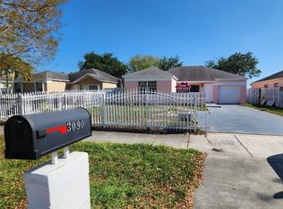 3090 NW 203rd Ter, Miami Gardens, FL 33056