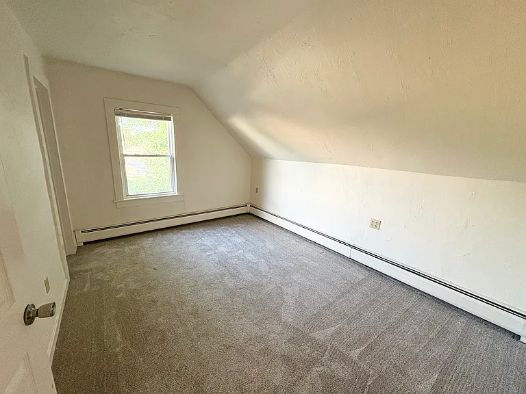 6 Belmont St — Photo 11