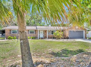 9830 Bunker Rd, Leesburg, FL 34788