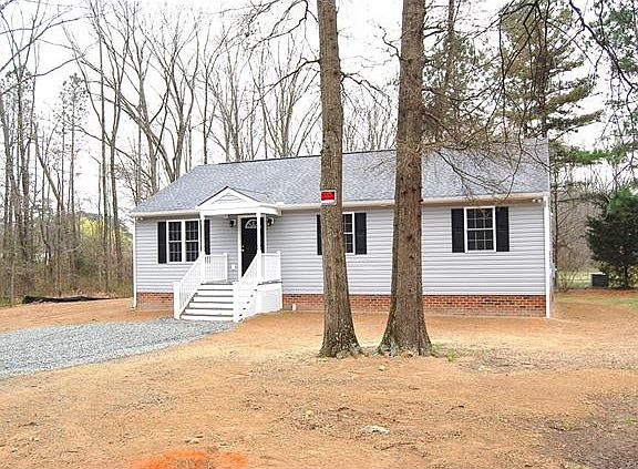 2nd image of 5905 3rd St