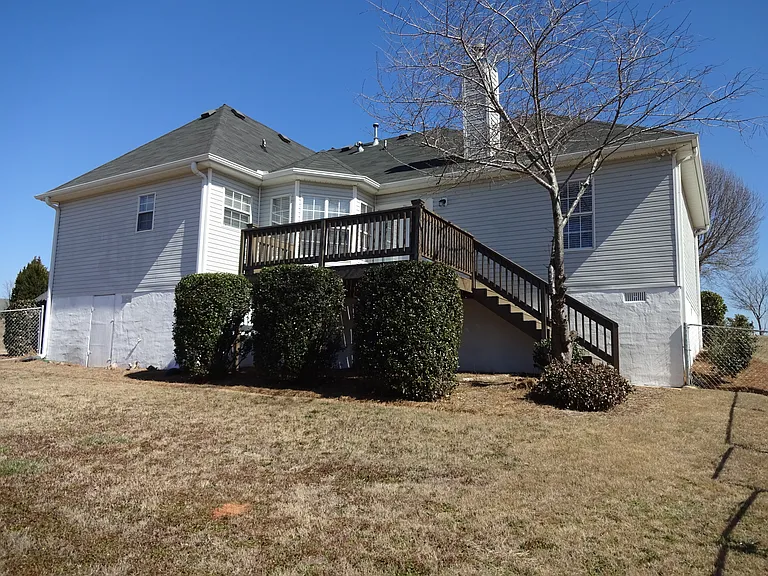304 High Point Pl — Photo 17