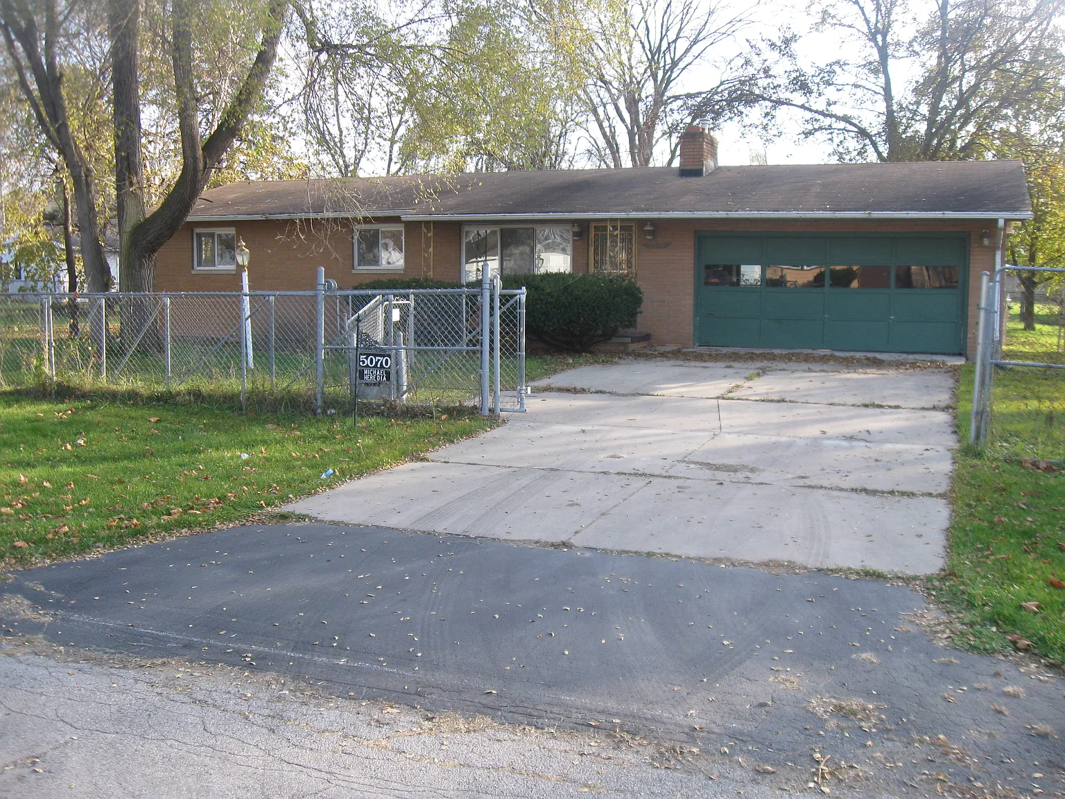 5070 Akron St photo 1