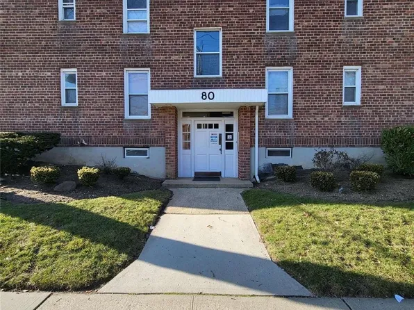 80 Gibson Boulevard #1B, Valley Stream, NY 11581
