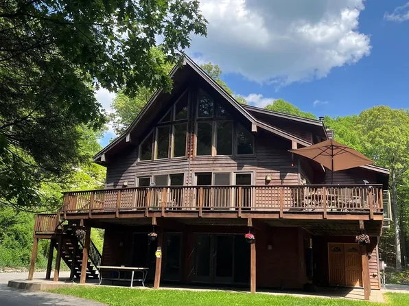 82 Indian Lake Road, Putnam Valley, NY 10579
